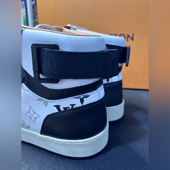 Louis Vuitton Rivoli high top nior and white sneakers nior sz us 7 eu 41.5 - Picture 10 of 11